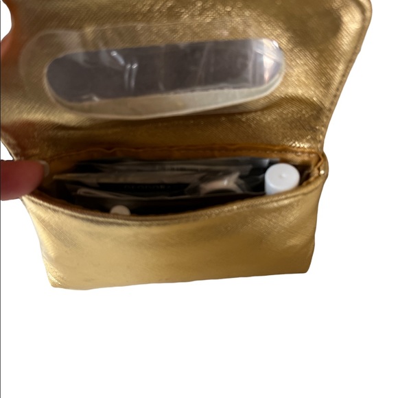 Pinch Provisions Skinny Minimergemcy Kit For Her Metallic Gold - Picture 6 of 8